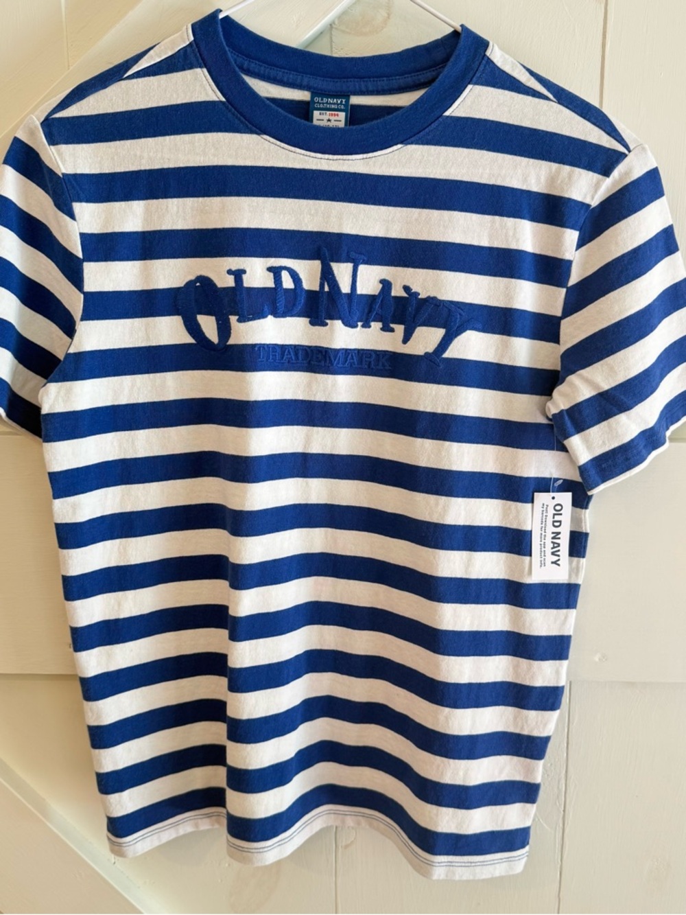 NWT Old Navy Blue & White Striped Graphic‎ Tee Size L (10-12) Reissue